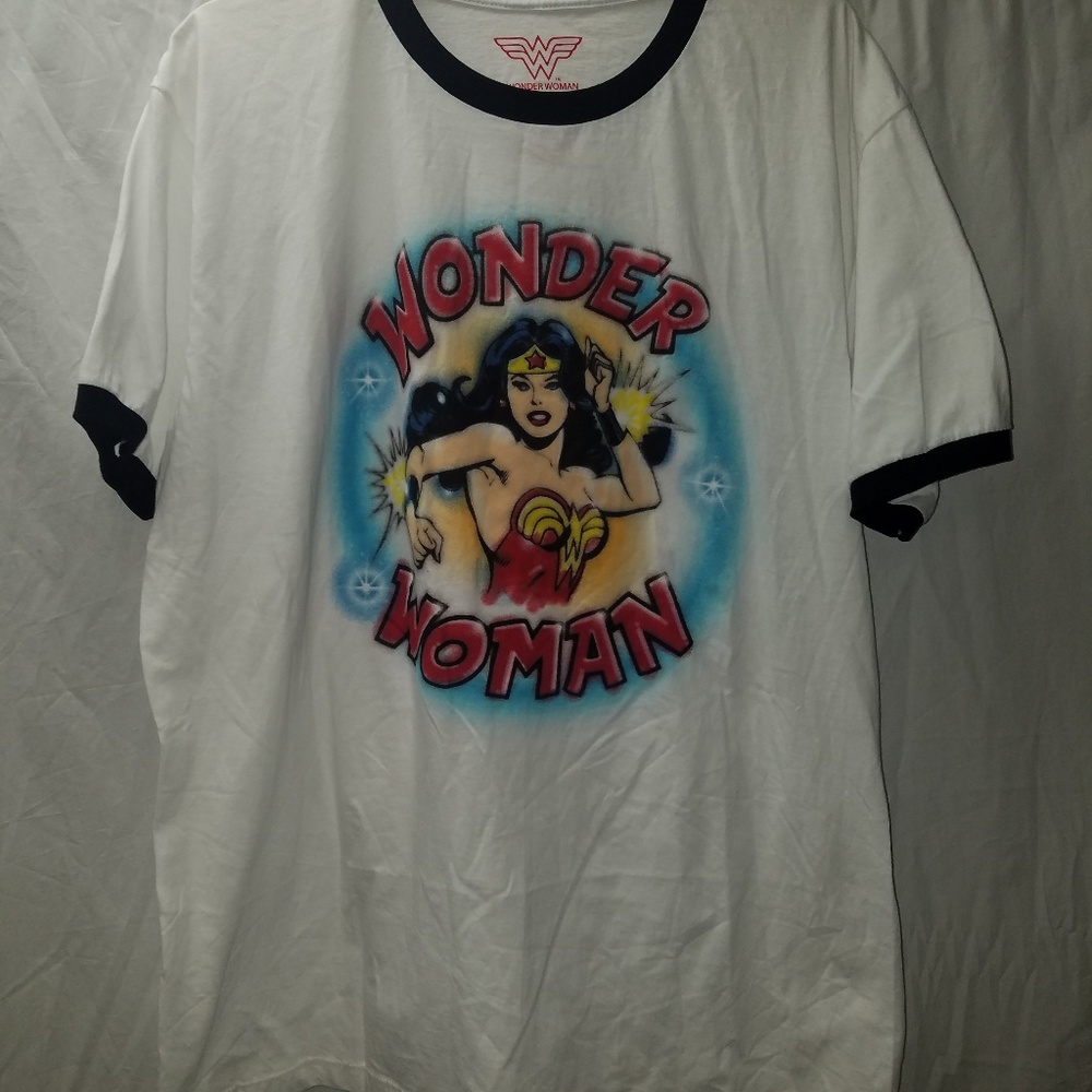 Wonder Woman graphic tee